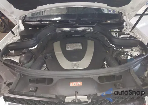 2011 Mercedes-Benz Glk 350 4Matic z USA, uszkodzony, nr VIN WDCGG8HB3BF580515